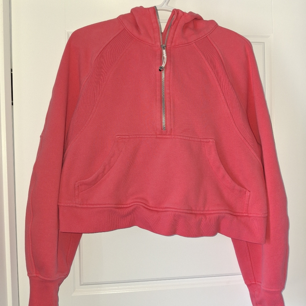Lululemon Cropped Scuba Half-zip GUC